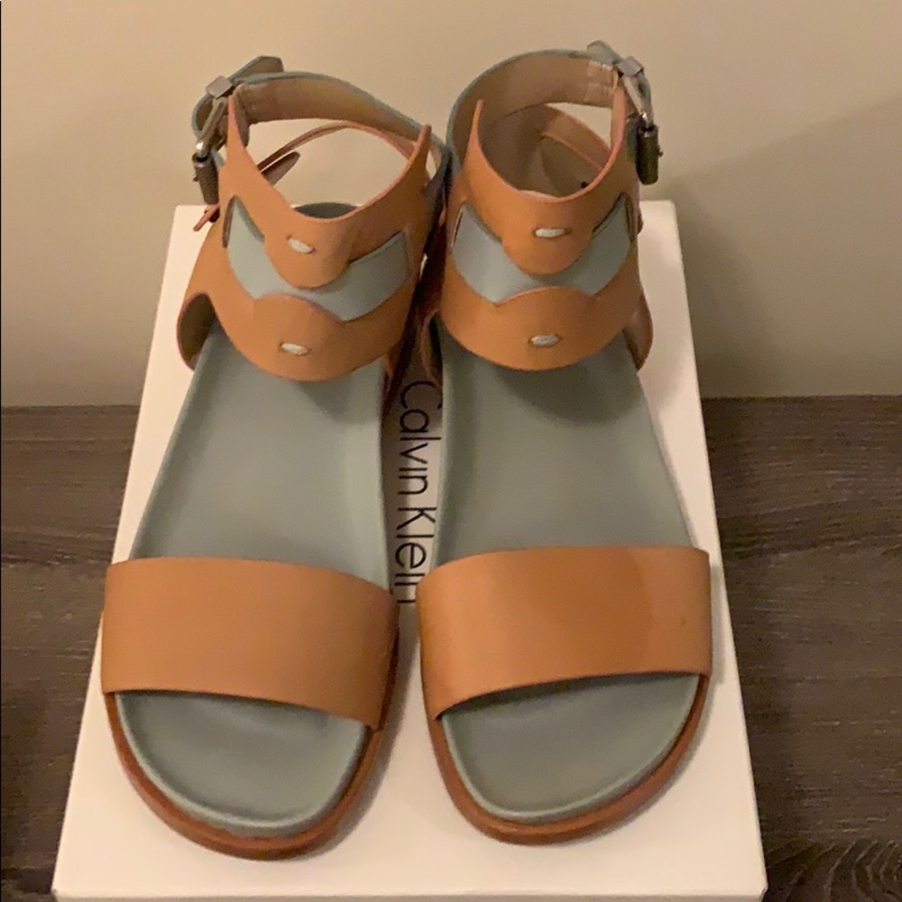 CALVIN KLEIN hard to find sandals